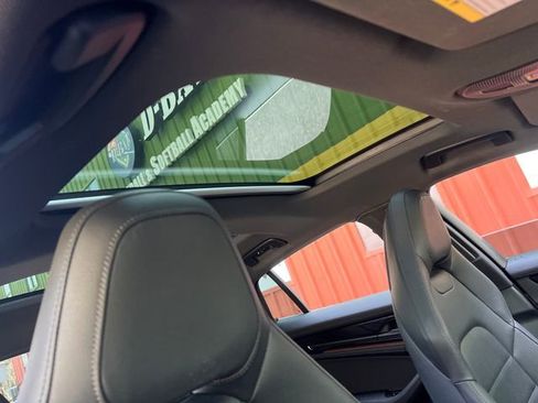 Used 2025 Porsche Panamera w/ Premium Package image 41