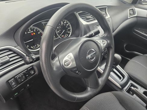 Used 2018 Nissan Sentra S FWD image 12