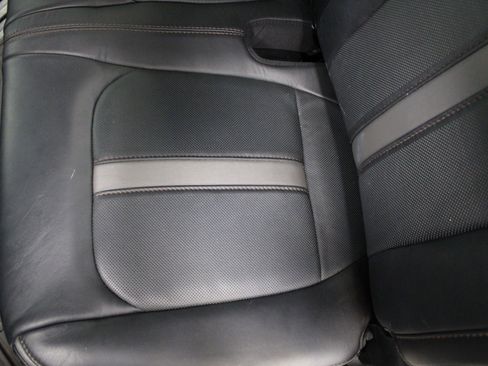 Used 2019 Ford F150 Platinum w/ Equipment Group 701A Luxury AWD/4WD image 17