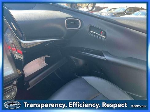Certified 2020 Toyota Prius Prime Limited image 32