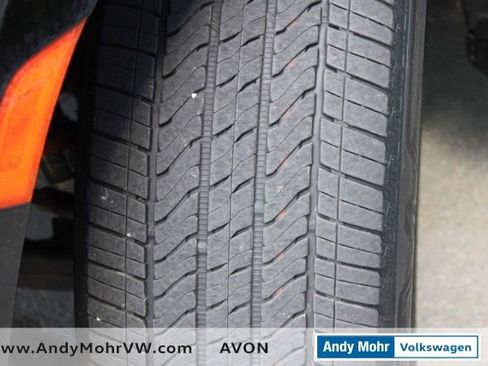 Used 2023 Chevrolet Tahoe Premier w/ Premium Package AWD/4WD image 15