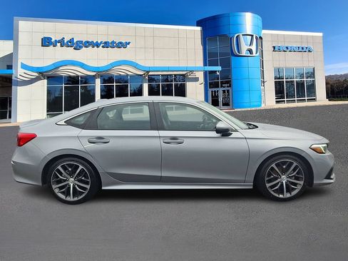 Used 2024 Honda Civic Touring image 7