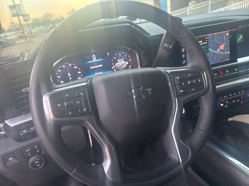 Used 2025 Chevrolet Silverado 2500 LTZ w/ LTZ Plus Package image 24