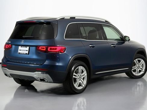 Used 2021 Mercedes-Benz GLB 250 image 12