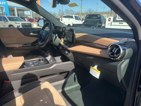 New 2026 Chevrolet Equinox ACTIV w/ Convenience Package III image 34