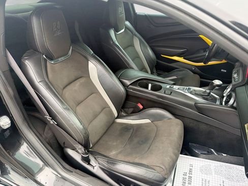 Used 2020 Chevrolet Camaro SS RWD image 25