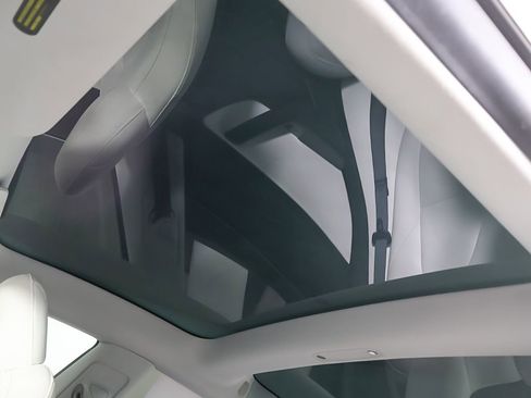 Used 2019 Tesla Model 3 Performance image 20