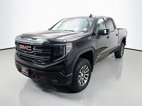Used 2023 GMC Sierra 1500 AT4 image 4