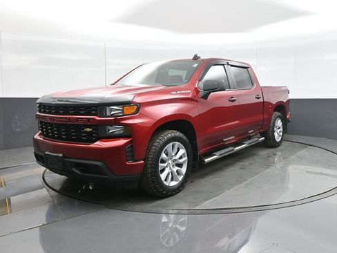 Used 2022 Chevrolet Silverado 1500 Custom w/ Safety Confidence Package image 3