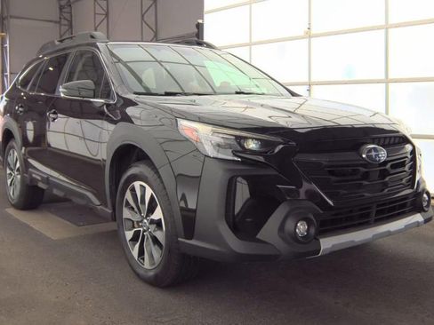 Used 2023 Subaru Outback Limited AWD/4WD image 2