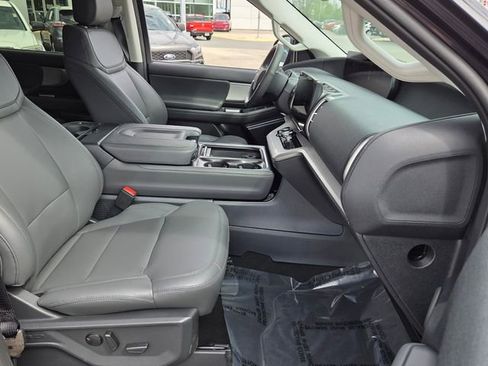 New 2026 Ford Expedition Active RWD image 46