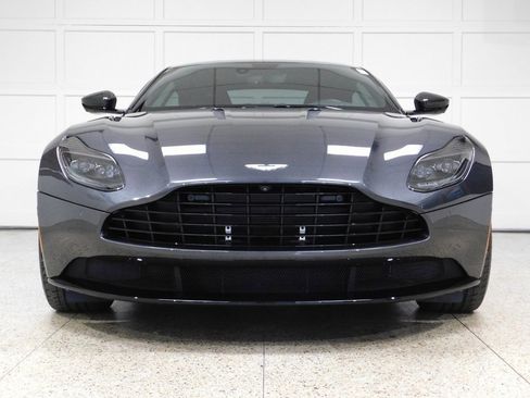 Used 2020 Aston Martin DB11 AMR image 4