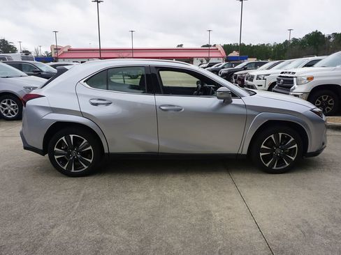 Used 2024 Lexus UX 250h FWD w/ Premium Package image 23