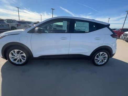 New 2027 Chevrolet Bolt LT w/ Comfort Package image 5
