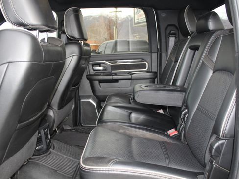 Used 2022 RAM 3500 Laramie image 8