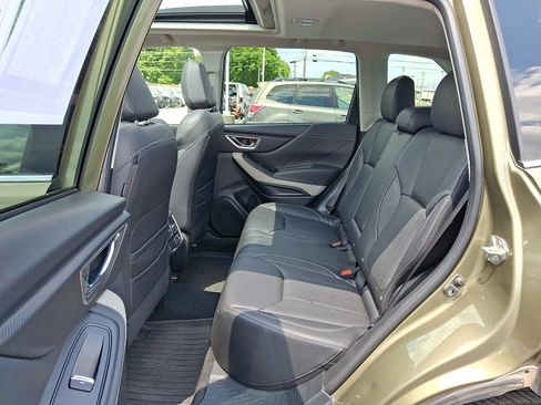 Used 2022 Subaru Forester Limited w/ Popular Package #2 AWD/4WD image 11