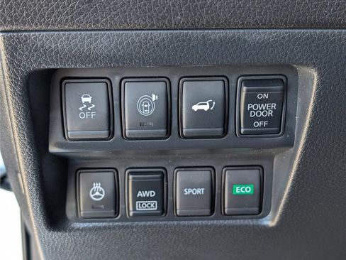 Used 2017 Nissan Rogue SL w/ SL Premium Package image 24