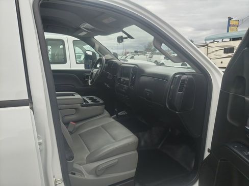 Used 2017 Chevrolet Silverado 2500 W/T image 7