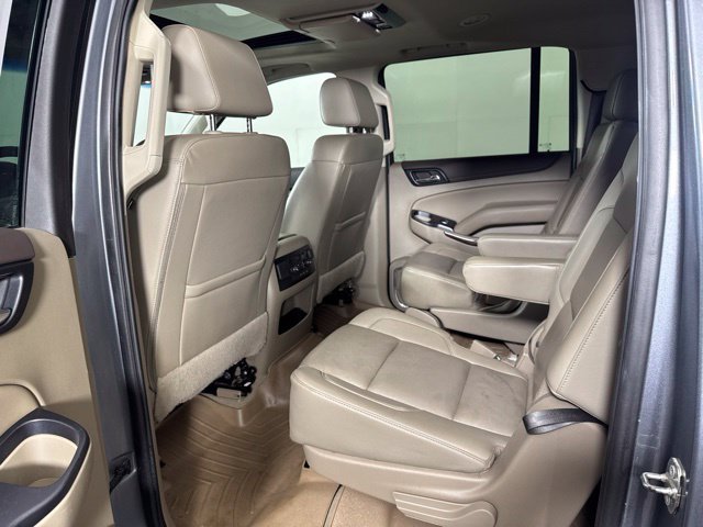 Used 2020 GMC Yukon XL SLT w/ Open Road Package AWD/4WD image 12