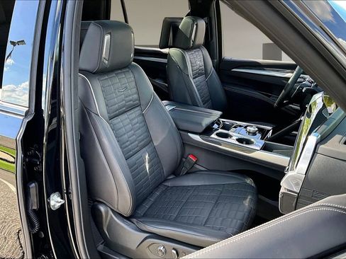 Used 2025 Cadillac Escalade V w/ LPO, Floor Liner Package image 7