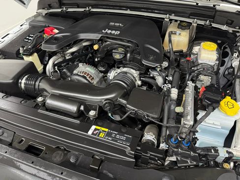 Used 2020 Jeep Wrangler Sport image 45