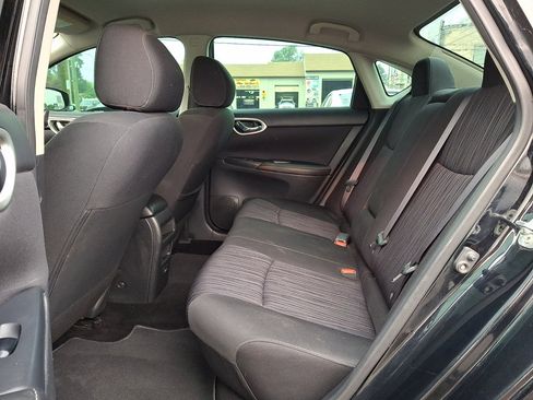Used 2019 Nissan Sentra SV FWD image 15