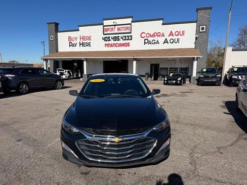 Used 2019 Chevrolet Malibu LS FWD image 2