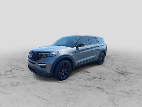Used 2022 Ford Explorer ST w/ ST Street Pack AWD/4WD image 4