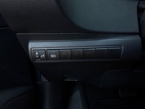Used 2023 Toyota Corolla SE FWD image 20