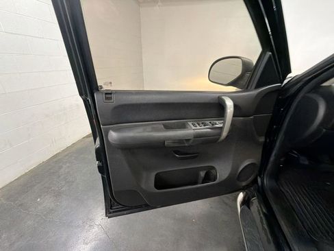Used 2008 Chevrolet Silverado 1500 LT w/ Power Pack Plus RWD image 18