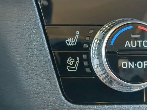 New 2026 Mitsubishi Outlander SEL image 29