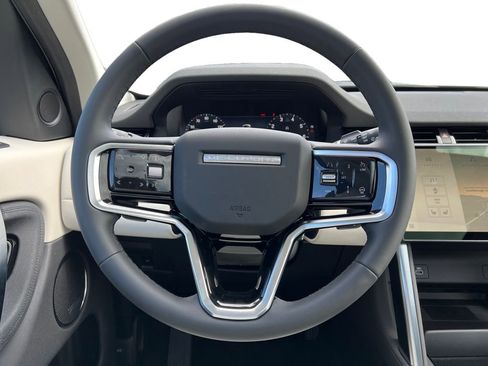 New 2025 Land Rover Discovery Sport S image 25