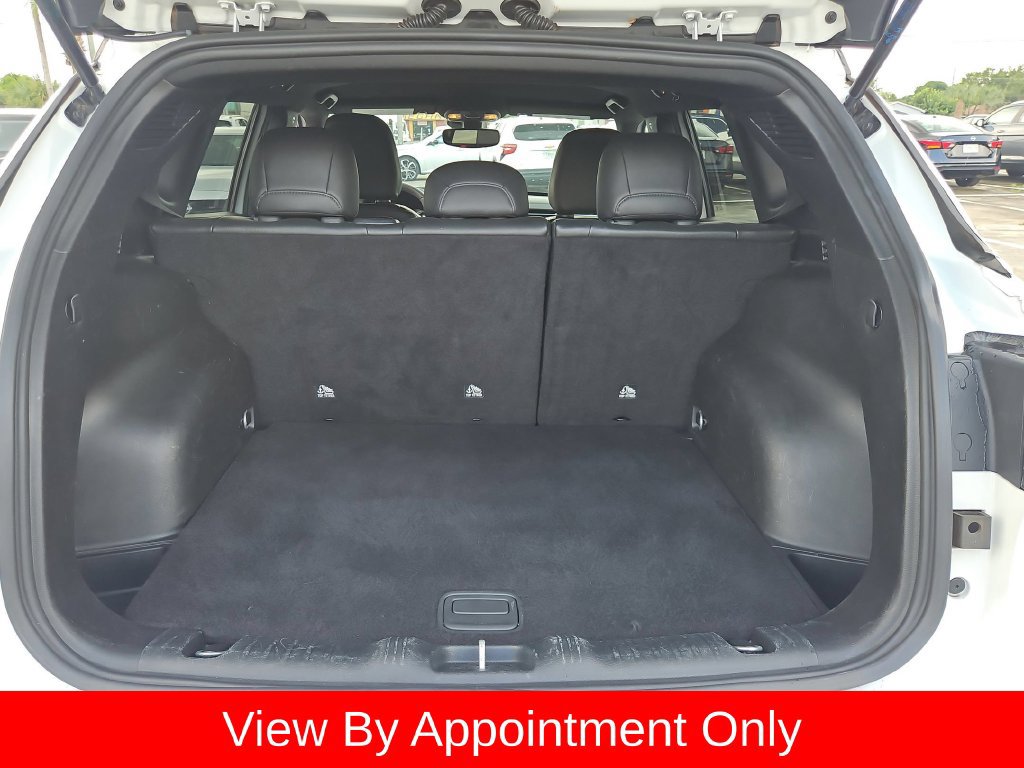 Used 2025 Jeep Compass Limited AWD/4WD image 29