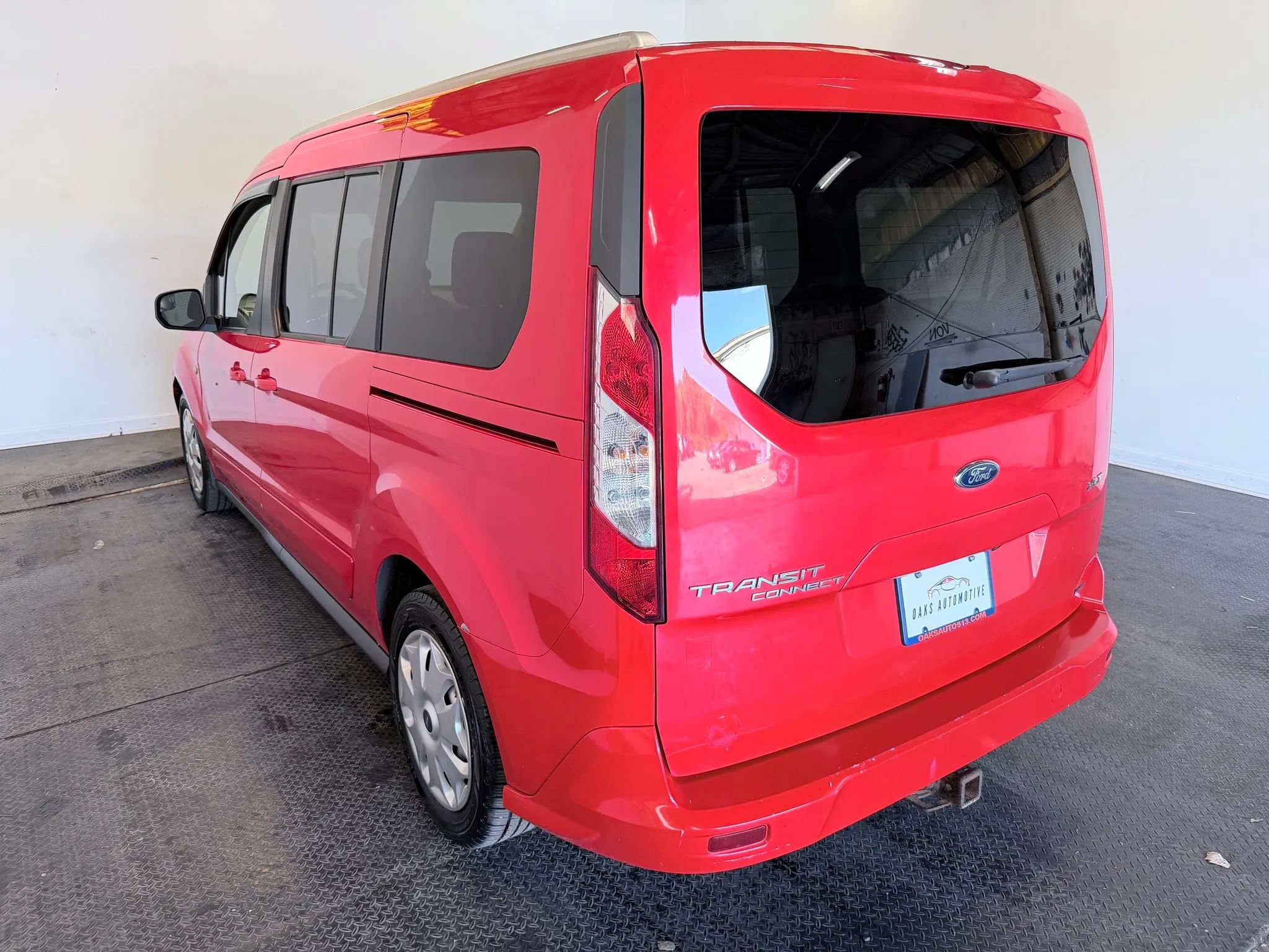 Used 2014 Ford Transit Connect XLT FWD image 5
