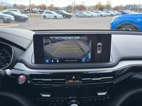 Certified 2025 Acura MDX SH-AWD w/ Technology Package image 13