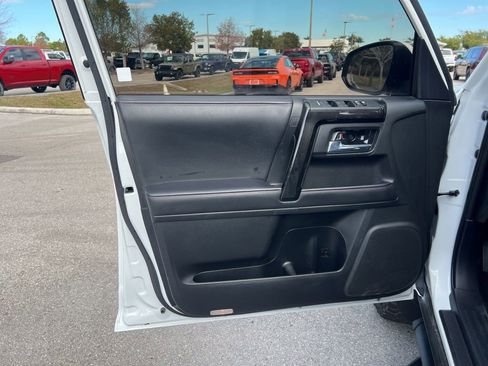 Used 2024 Toyota 4Runner TRD Off-Road Premium w/ Moonroof Package image 27