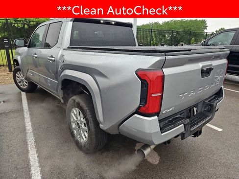 Used 2026 Toyota Tacoma SR5 AWD/4WD image 4