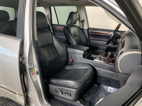 Used 2014 Lexus GX 460 w/ Premium Package AWD/4WD image 39