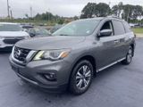 Used 2017 Nissan Pathfinder SL w/ SL Tech Package image 3