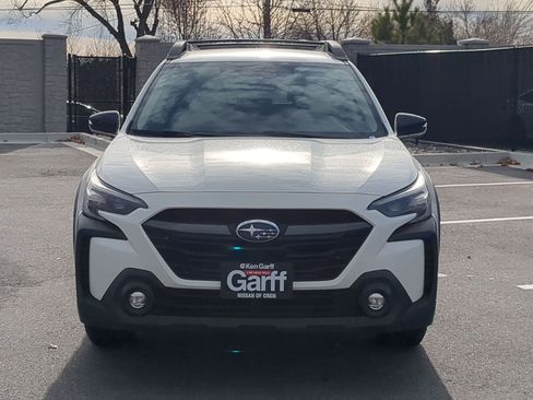 Used 2023 Subaru Outback Premium image 11