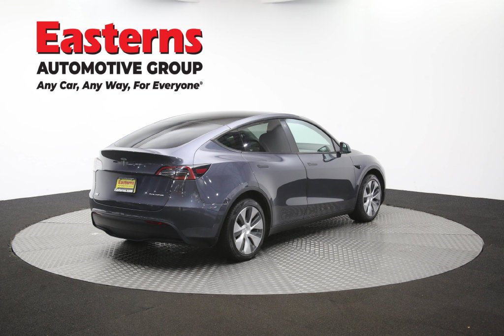 Used 2022 Tesla Model Y Long Range AWD/4WD image 37