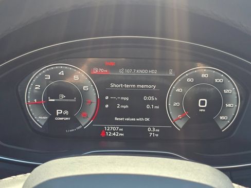 Used 2023 Audi Q5 2.0T Premium Plus w/ Premium Plus Package AWD/4WD image 26