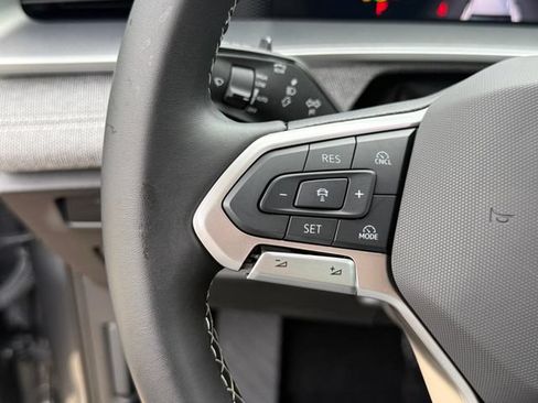 Used 2025 Volkswagen Tiguan S FWD image 16