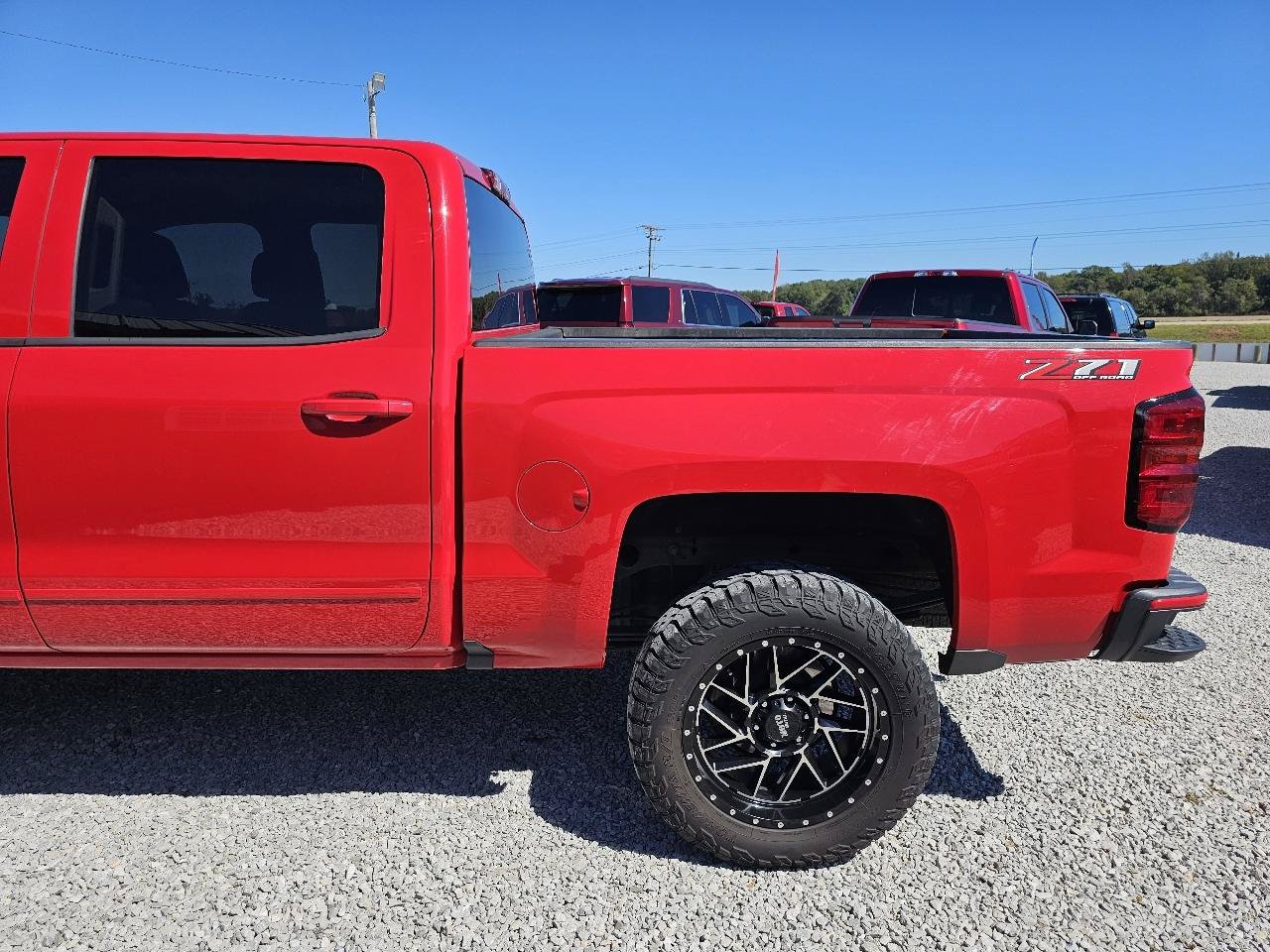Used 2018 Chevrolet Silverado 1500 LT w/ Texas Edition AWD/4WD image 7