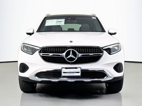 New 2026 Mercedes-Benz GLC 300 image 2