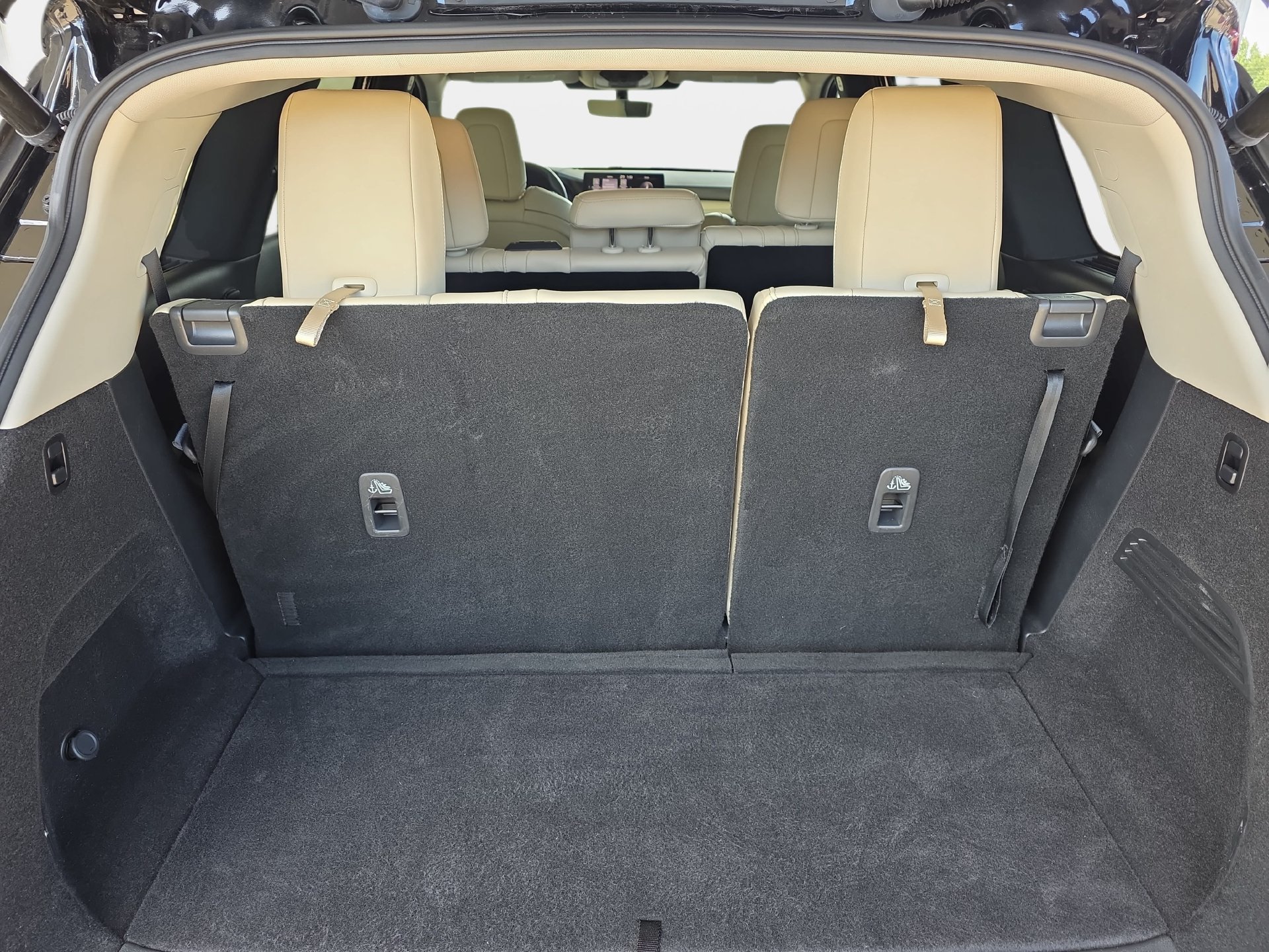 Certified 2024 INFINITI QX60 Luxe w/ Performance Audio Package FWD image 12