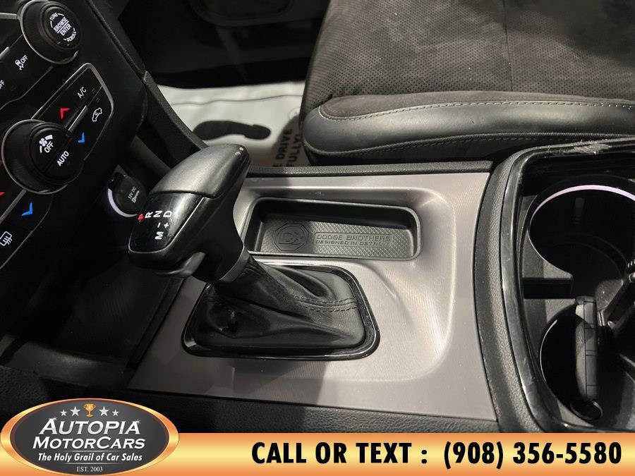 Used 2023 Dodge Charger R/T w/ Plus Group RWD image 32