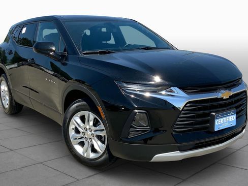Used 2020 Chevrolet Blazer LT FWD image 3