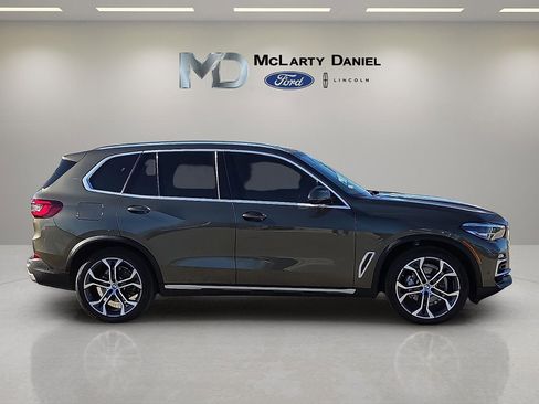 Used 2021 BMW X5 xDrive40i w/ Premium Package image 6
