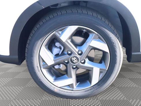 New 2026 Hyundai Venue SEL image 4
